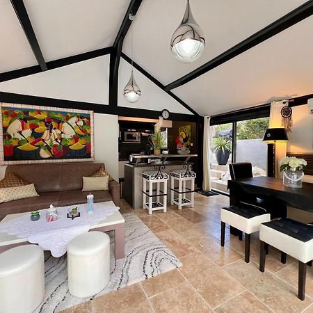 Gite Des Estelles "Axel" Avec Espace Jacuzzi Cavaillon Exterior foto